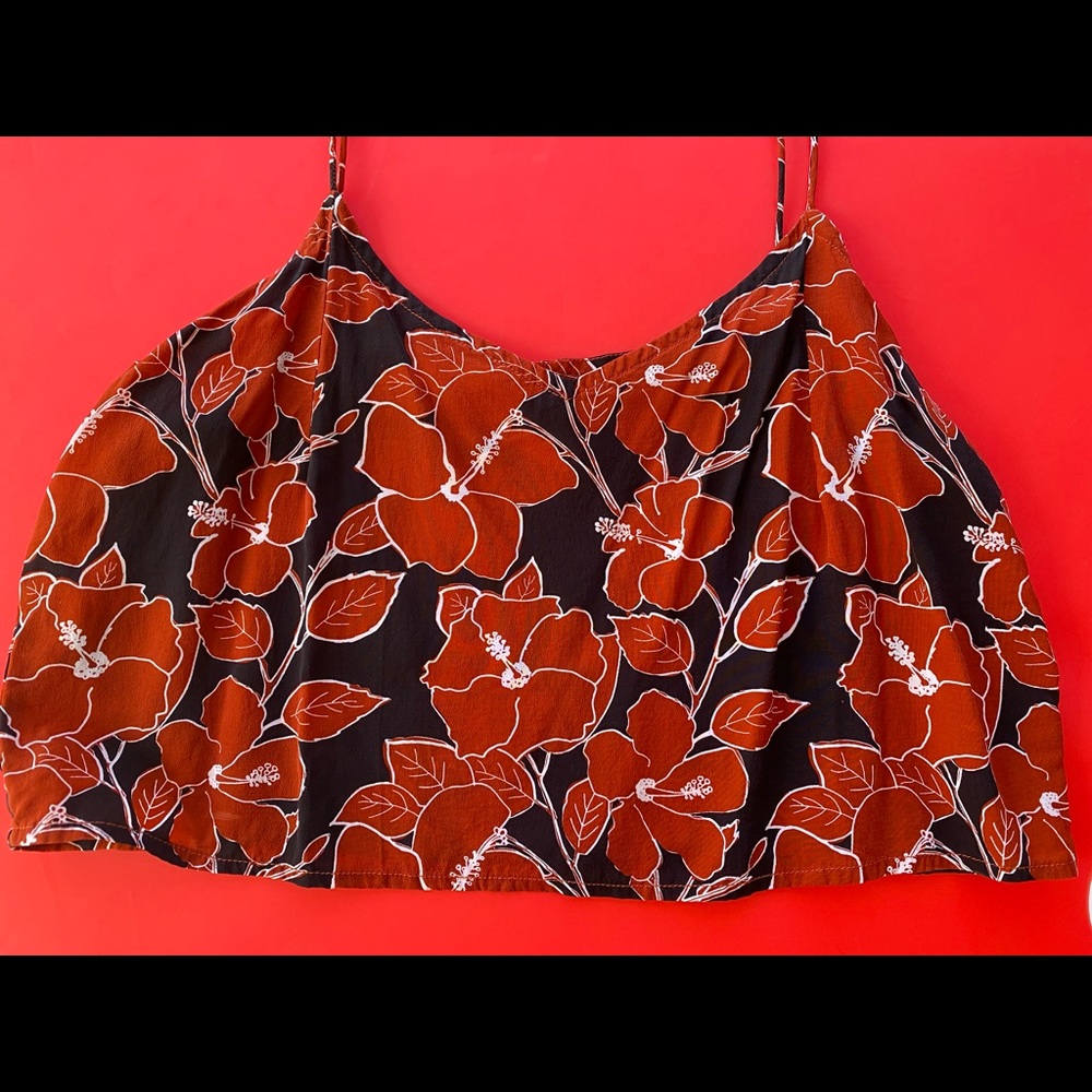 Acacia Liv Top